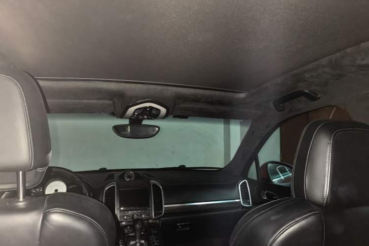 Used Porsche Cayenne 2012 Cayenne GTS 4.8L Headliner