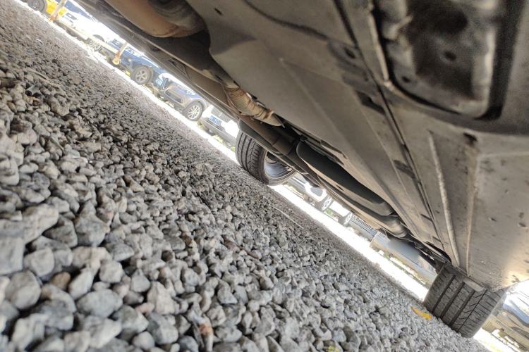 Used Porsche Cayenne  Chassis Front Left