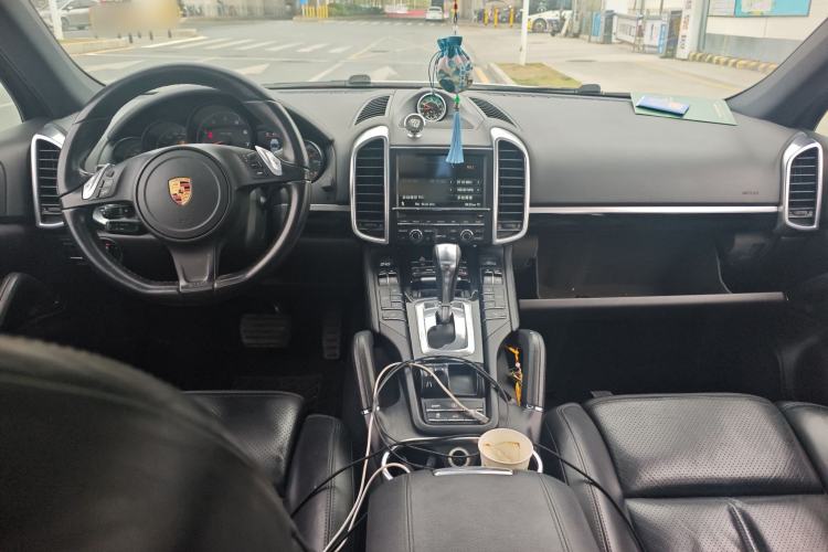Used Porsche Cayenne  Center Console