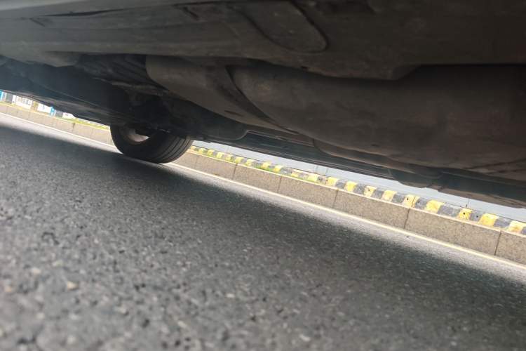 Used Porsche Cayenne  Chassis Rear Left