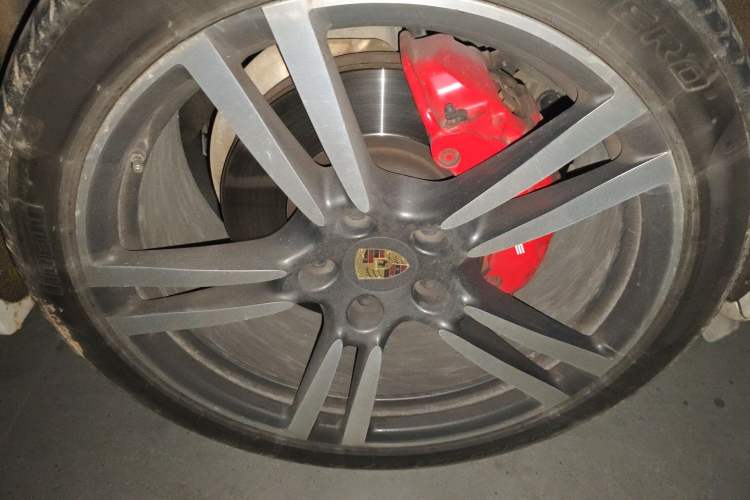 Used Porsche Cayenne 2012 Cayenne GTS 4.8L Exterior 7
