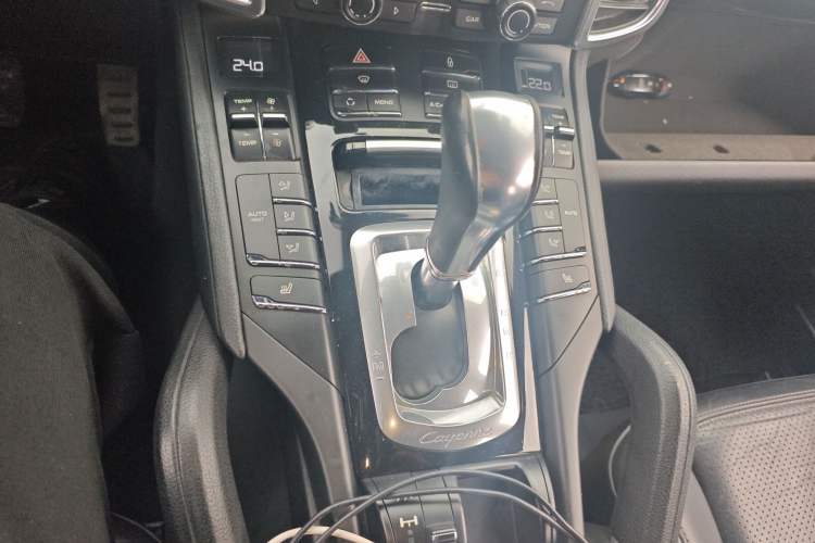Used Porsche Cayenne  Gear Lever