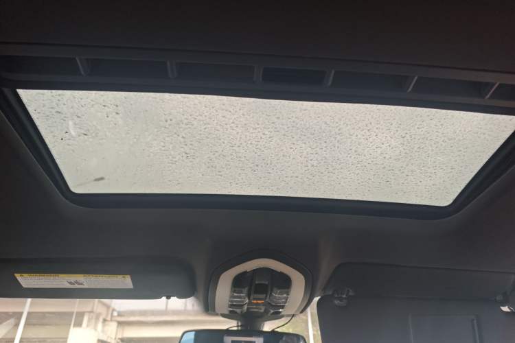 Used Porsche Cayenne  Headliner