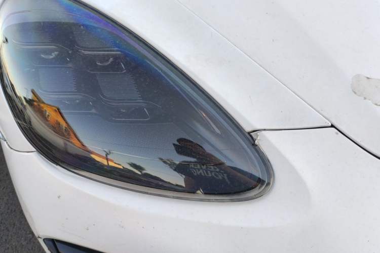 Used Porsche Cayenne  Right Front Headlight