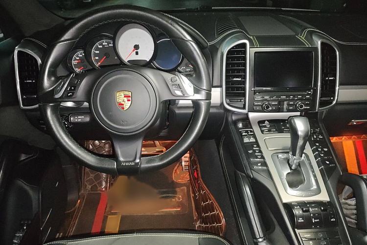 Used Porsche Cayenne 2012 Cayenne GTS 4.8L Steering Wheel