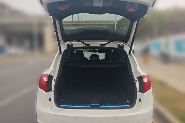 Used Porsche Cayenne  Trunk
