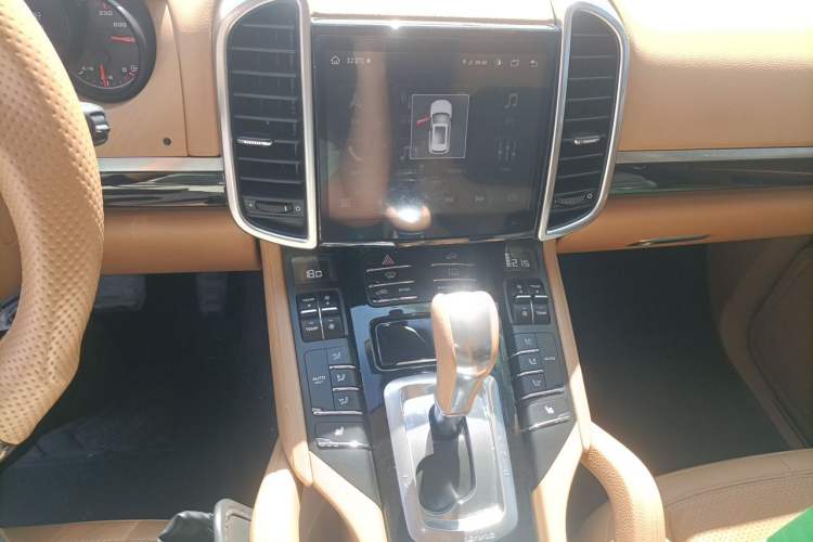 Used Porsche Cayenne  Audio And AC Panel