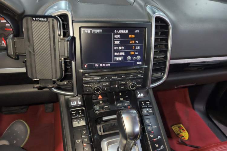 Used Porsche Cayenne 2013 3.6L automatic transmission U.S. specification Audio And AC Panel