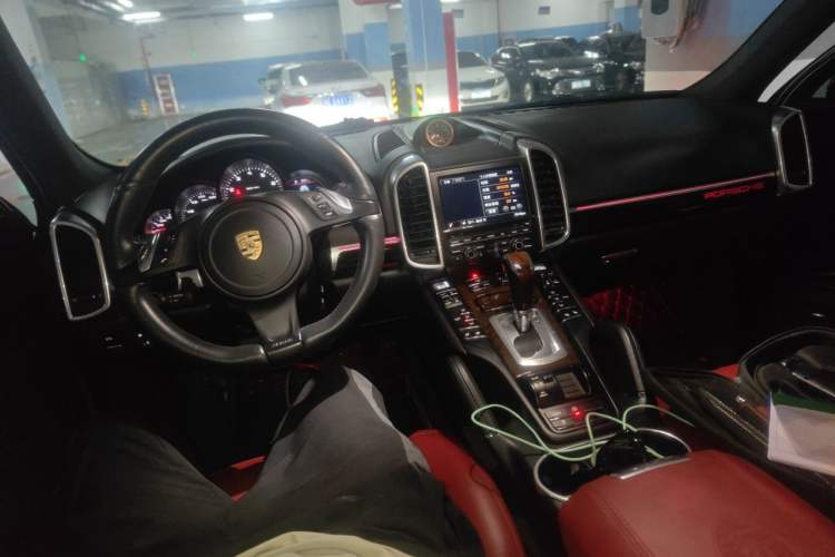 Used Porsche Cayenne  Center Console