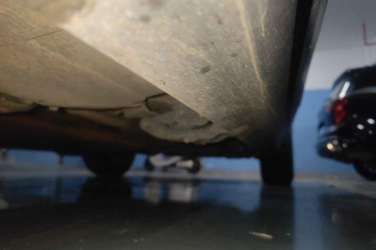 Used Porsche Cayenne  Chassis Front Left