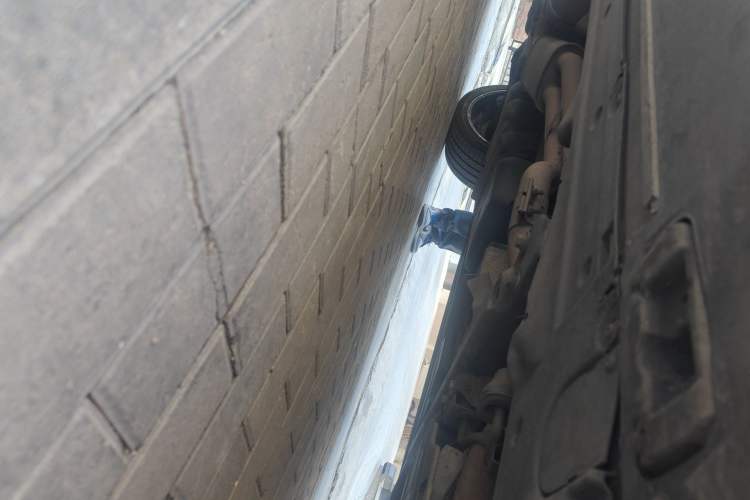 Used Porsche Cayenne  Chassis Front Right