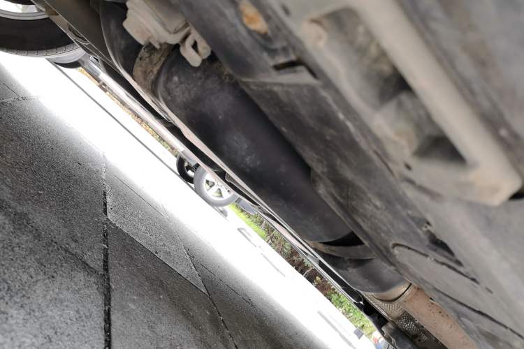 Used Porsche Cayenne 2013 3.6L automatic transmission U.S. specification Chassis Rear Right