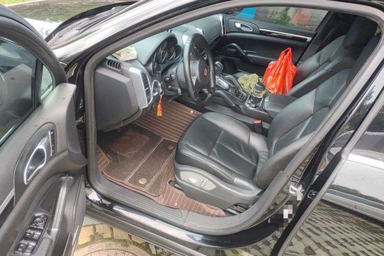Used Porsche Cayenne  Driver Seat