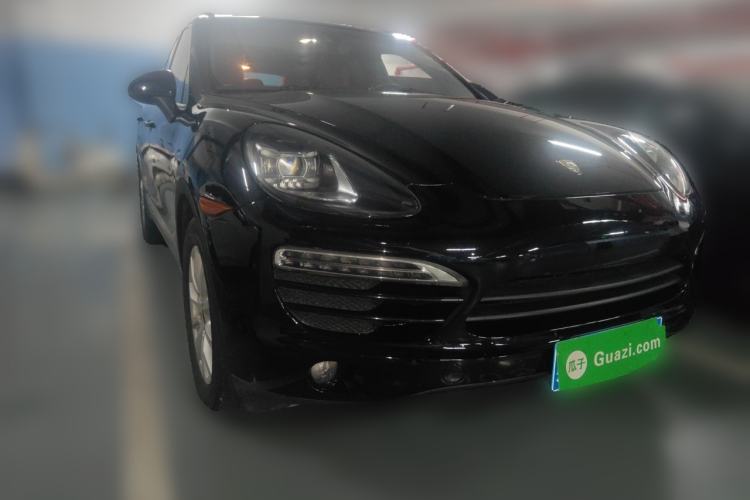Used Porsche Cayenne  Front Right 45 Deg