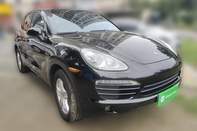 Used Porsche Cayenne  Front Right 45 Deg