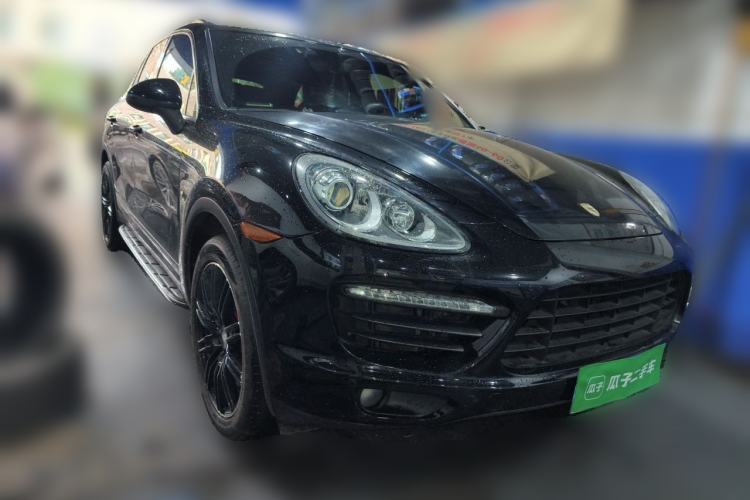 Used Porsche Cayenne 2013 3.6L automatic transmission U.S. specification Front Right 45 Deg