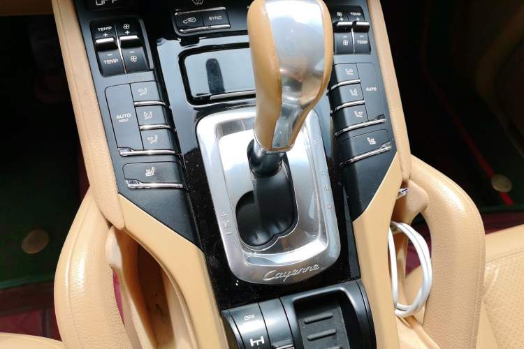 Used Porsche Cayenne 2013 3.6L automatic transmission U.S. specification Gear Lever