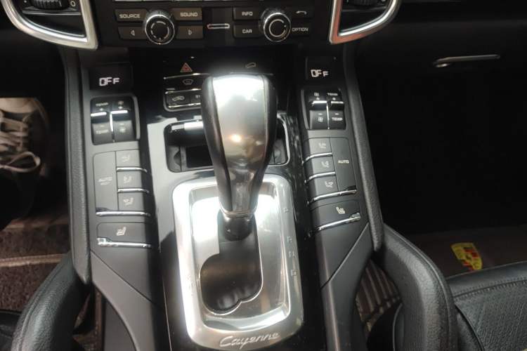 Used Porsche Cayenne  Gear Lever