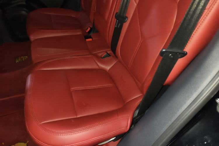 Used Porsche Cayenne 2013 3.6L automatic transmission U.S. specification Left Rear Seat