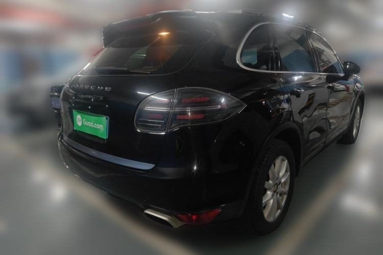 Used Porsche Cayenne  Rear Right 45 Deg
