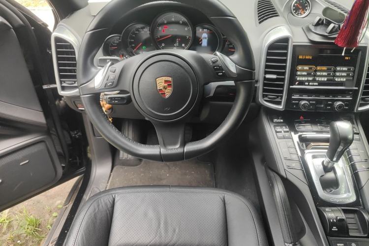 Used Porsche Cayenne  Steering Wheel