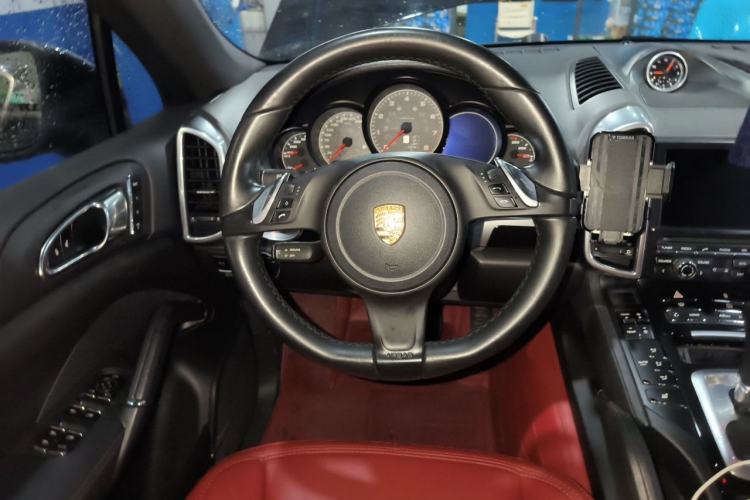Used Porsche Cayenne 2013 3.6L automatic transmission U.S. specification Steering Wheel