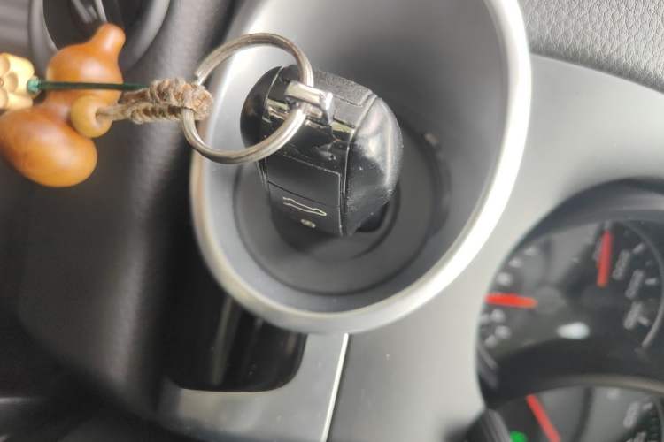 Used Porsche Cayenne  Vehicle Key