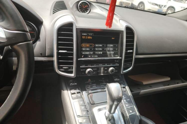 Used Porsche Cayenne  Audio And AC Panel