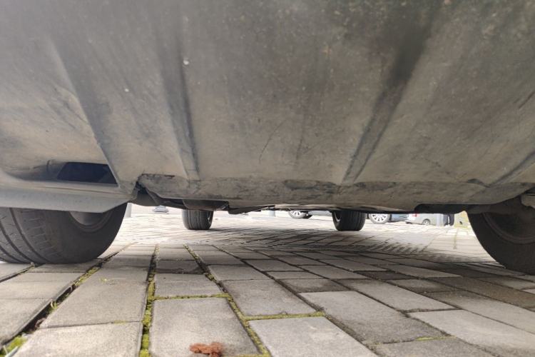 Used Porsche Cayenne  Chassis Front