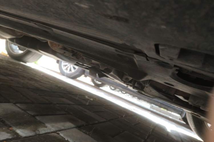 Used Porsche Cayenne  Chassis Front Right