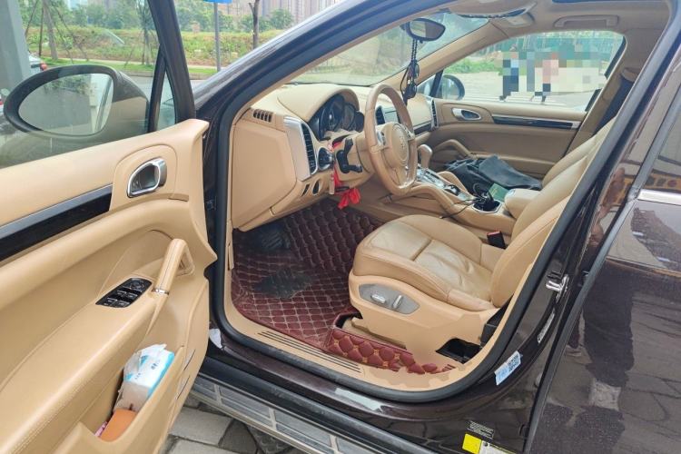 Used Porsche Cayenne  Driver Seat