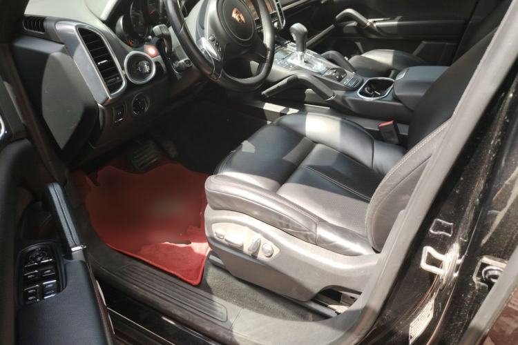 Used Porsche Cayenne  Driver Seat