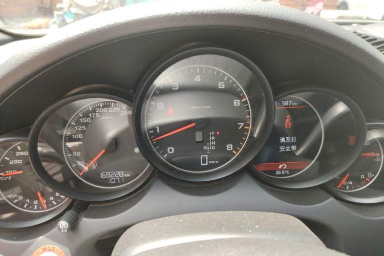 Used Porsche Cayenne  Instrument Cluster