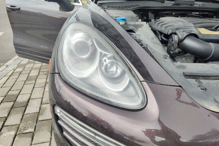 Used Porsche Cayenne  Right Front Headlight