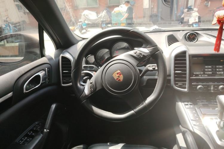 Used Porsche Cayenne  Steering Wheel