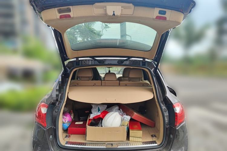 Used Porsche Cayenne  Trunk