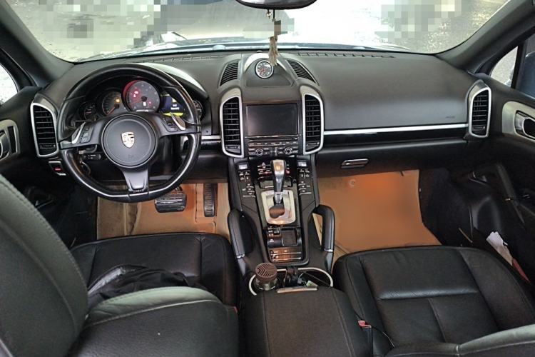 Used Porsche Cayenne  Center Console