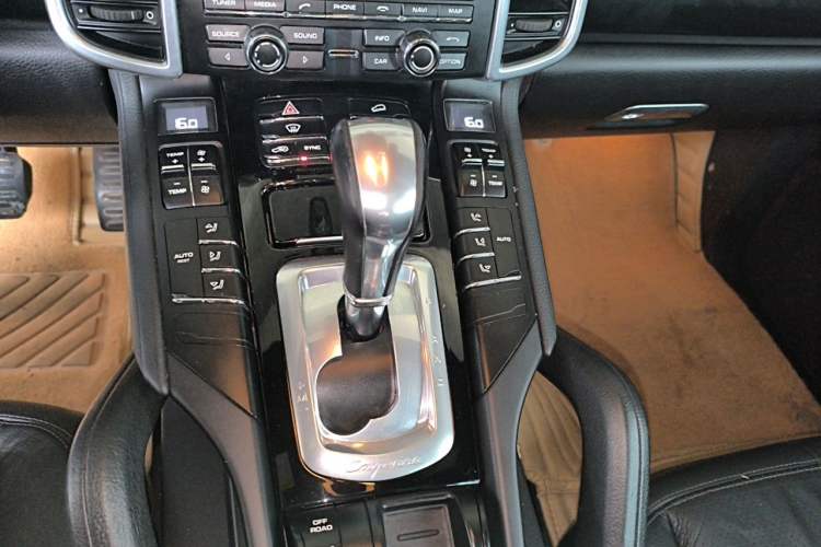 Used Porsche Cayenne  Gear Lever