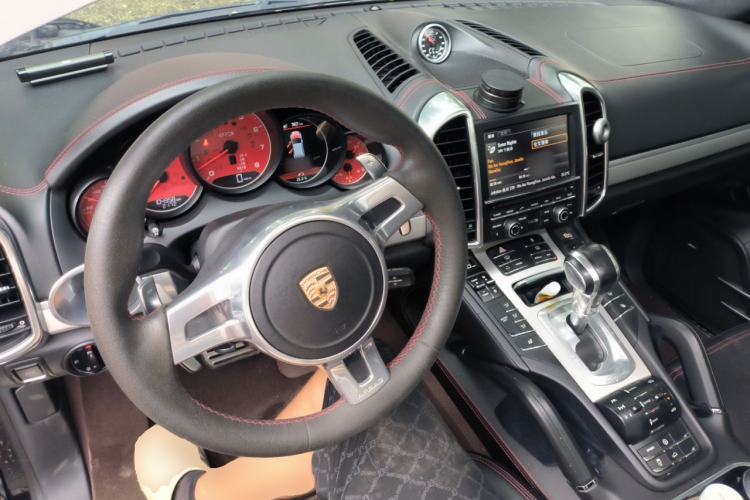 Used Porsche Cayenne  Center Console