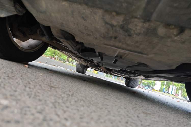 Used Porsche Cayenne  Chassis Front
