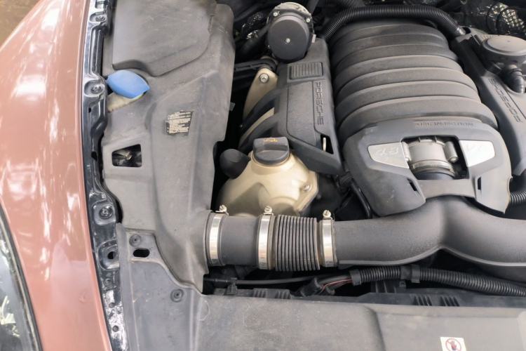 Used Porsche Cayenne  Engine Bay Right