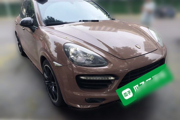 Used Porsche Cayenne  Front Right 45 Deg
