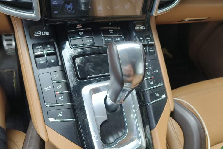 Used Porsche Cayenne  Gear Lever