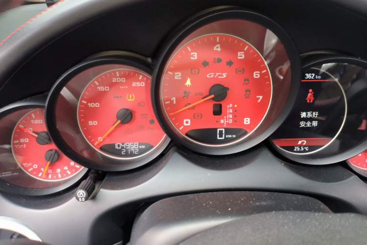 Used Porsche Cayenne  Instrument Cluster