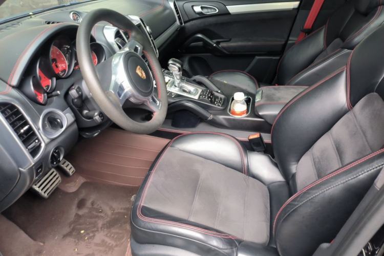 Used Porsche Cayenne  Left Front Seat