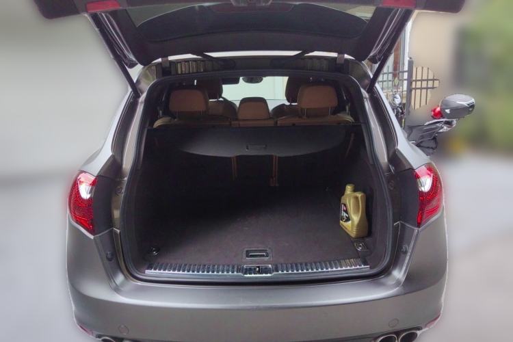 Used Porsche Cayenne 2013 Cayenne Turbo S 4.8T Trunk