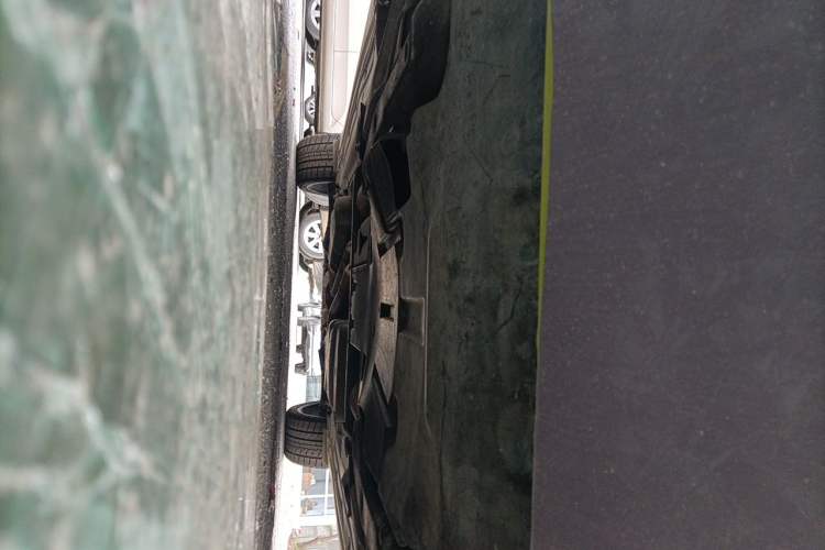Used Porsche Cayenne  Chassis Front