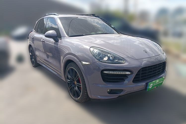 Used Porsche Cayenne  Front Right 45 Deg