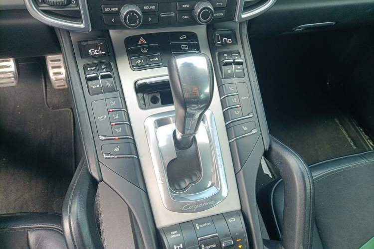 Used Porsche Cayenne  Gear Lever
