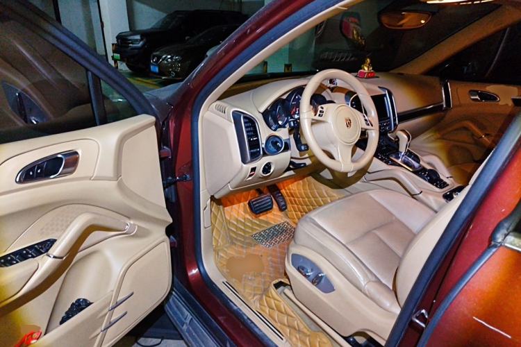 Used Porsche Cayenne 2013 3.6L automatic transmission U.S. specification Driver Seat